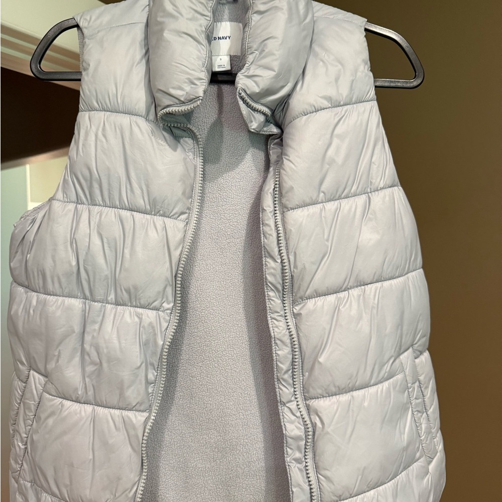 Old Navy Light Gray Puffer Vest